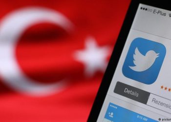 “#استقالة_الحكومة” يتصدر تويتر في تركيا بسبب أسعار الصرف