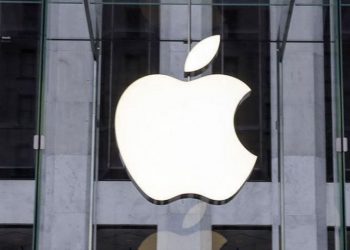 بسبب عدم استقرار الليرة.. آبل توقف بيع منتجاتها في تركيا!