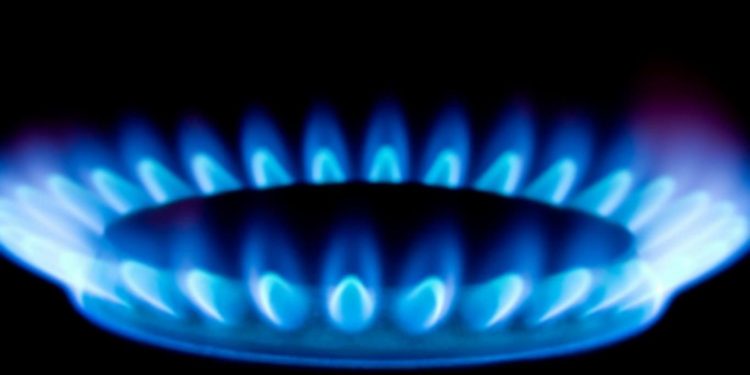 برلماني: لما تقطعون الغاز “الرخيص” عن 5 ملايين منزلاً في تركيا؟