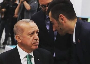 قيادي بالحزب الحاكم في تركيا يهدد المحتجين على الأوضاع الاقتصادية