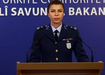 الدفاع التركية: قضينا على 33 ألف “إرهابي” في العراق وسوريا