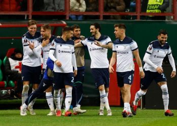 غالاطة سراي يبلغ ثمن نهائي الدوري الأوروبي