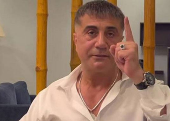 سادات بكر يهدد سياسيين بكشف فضائحهم الجنسية