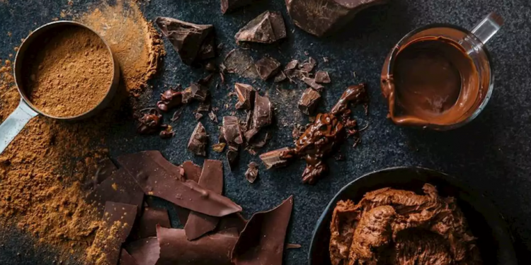 الشوكولاتة بطعم السياسة 2021