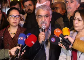 الحزب الكردي يحمل وزير الداخلية مسؤولية الهجوم على مقره