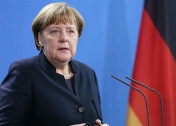 ميركل تتخلى عن مهام منصب المستشارة الألمانية بعد انتخاب “شولتس”