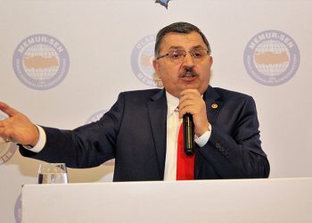 قيادي بالحزب الحاكم: تركيا تشهد أداءً اقتصاديًا رائعًا رغم استهداف الليرة!