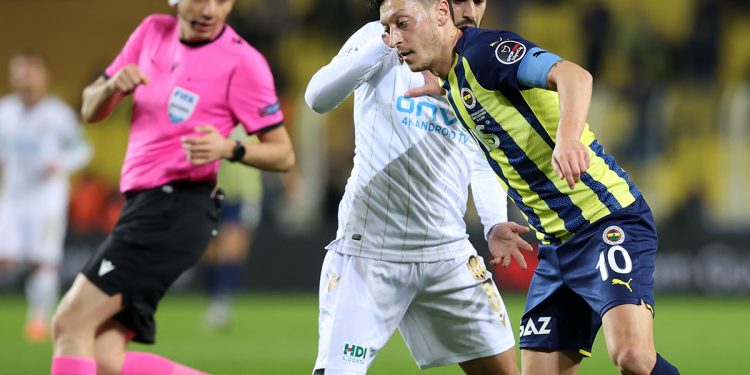 فنربخشة يهزم مالاتياسبور بهدفين