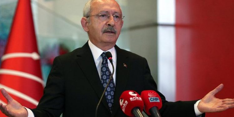 كيليجدار أوغلو: أردوغان يعلم أنه خسر السلطة لذا يسعى لافتعال مناوشات