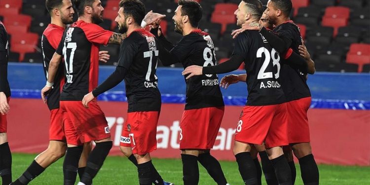 فنربخشة يتلقى هزيمة من غازي عنتاب