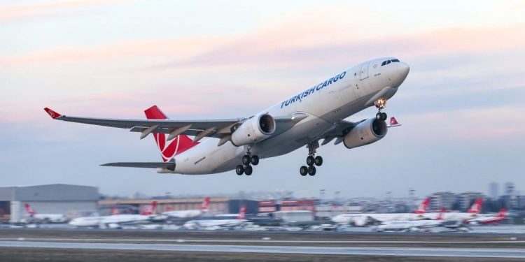 الصين تفتح تحقيقا ضد الخطوط الجوية التركية!