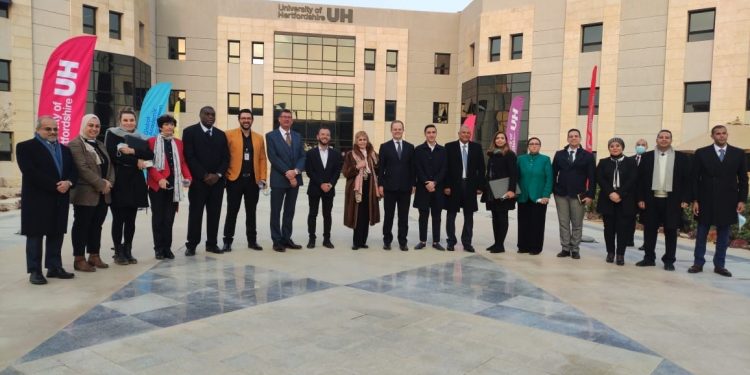 سفير بريطانيا في مصر يزور العاصمة الإدارية الجديدة