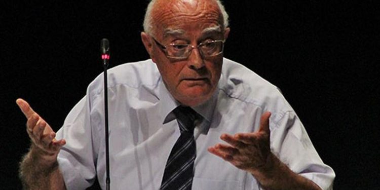 حقوقي: أردوغان اشترى ذمة المحكمة الدستورية