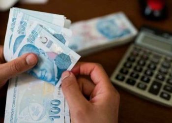 تركيا تستقبل 2022 بزيادة في الأسعار والرسوم والضرائب