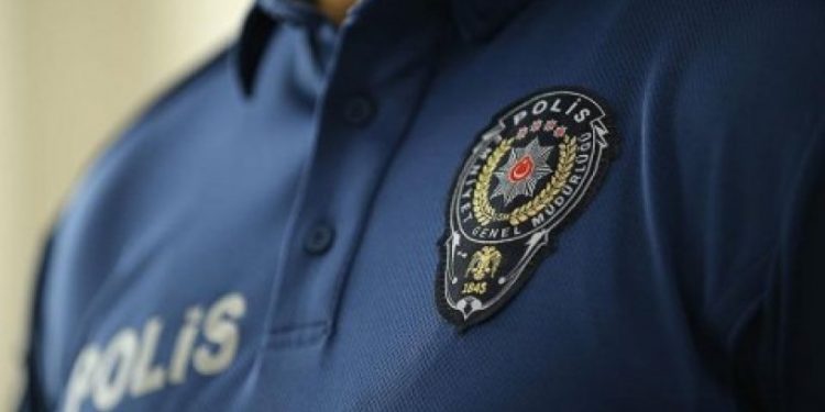 تركيا تدفع بـ 3 آلاف شرطي إلى قطر