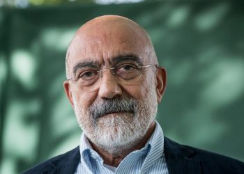 أحمد ألتان: أفضل السجن في تركيا على المنفى!