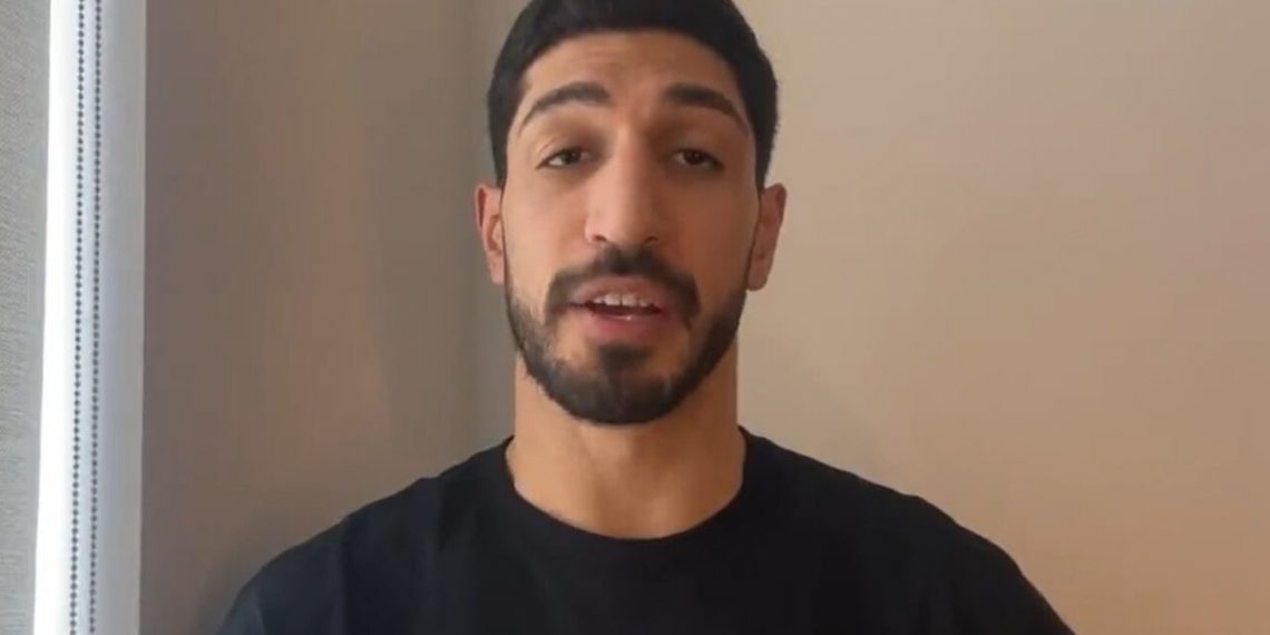 أنيس كانتر يطالب اليونان بوقف ترحيل اللاجئين الأتراك