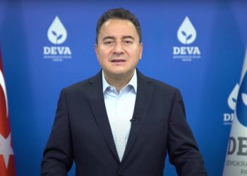 علي باباجان: الحكومة تنهب المواطن