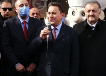 باباجان: الانتخابات المقبلة تحمل صدمة لحزب أردوغان