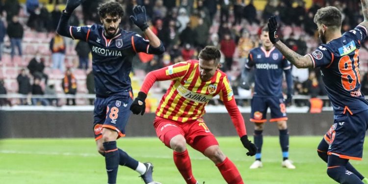 قيصري سبور يهزم بلدية إسطنبول