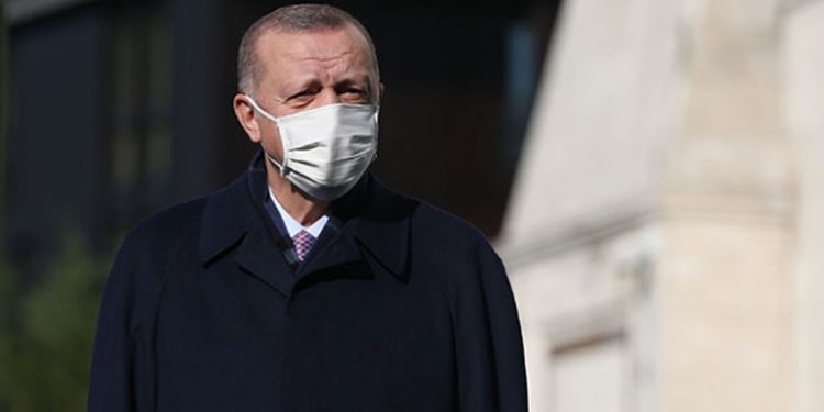 أردوغان يشتكي من السجن!