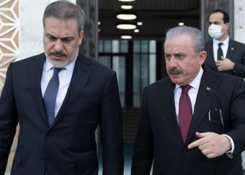 صحفي تركي: رئيس المخابرات يتنافس على مقعد وزير الخارجية