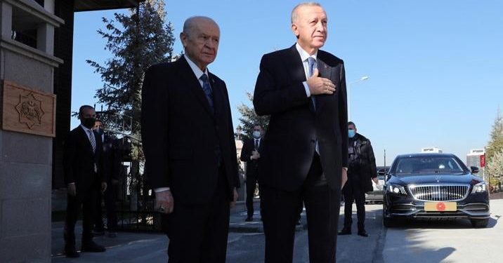 بلومبيرج: حليف أردوغان هو المستفيد من تخفيض عتبة الانتخابات