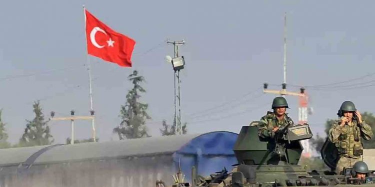 تركيا تعلن “تحييد 12 إرهابيا” في شمال العراق وسوريا