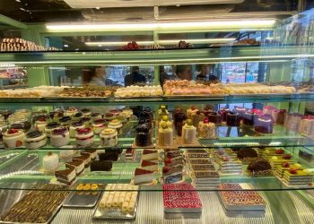 تركيا.. محلات الحلوى تستعد لرفع أسعارها