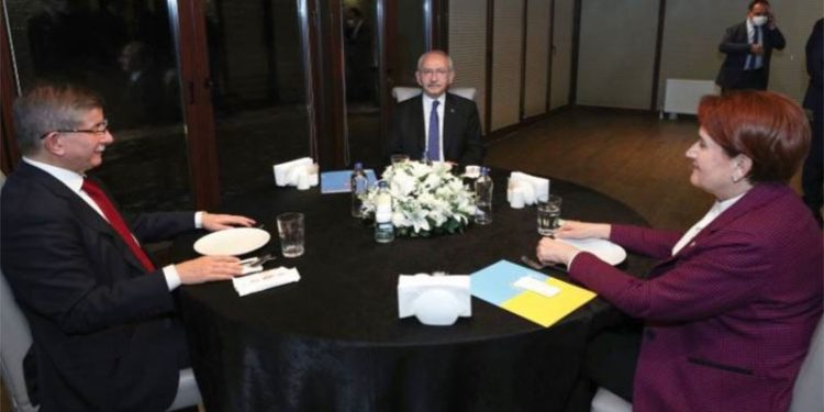 أحزاب تحالف الأمة المعارض تبحث التوسع وتغيير الاسم