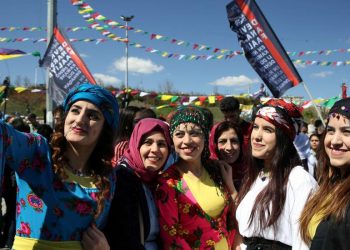 “الجيل Z” من المجتمع الكردي في تركيا غير مهتم بالسياسة