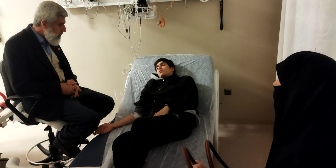 تركيا.. نجل رئيس وقف الفرقان يصاب بنزيف في المخ جراء اعتداء الشرطة