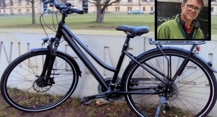 سرقة دراجة رحالة أمريكي في تركيا