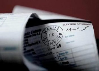 استطلاع رأي: 69% من الأتراك يحملون الحكومة مسؤولية ارتفاع أسعار الكهرباء