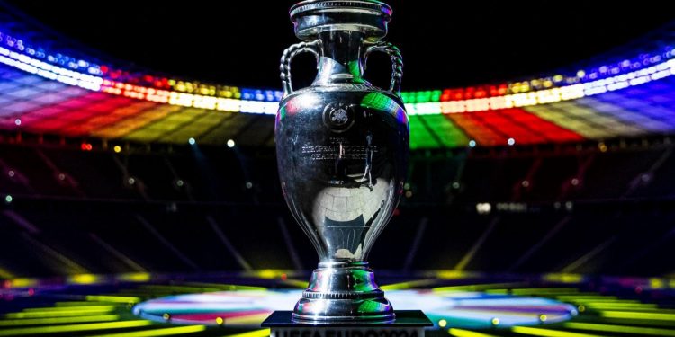 وسائل إعلامية بريطانية: انسحاب روسيا وتركيا من تنظيم يورو 2028