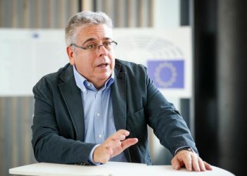 برلماني أوروبي: أردوغان يستخدم تهمة الإرهاب دون معيار