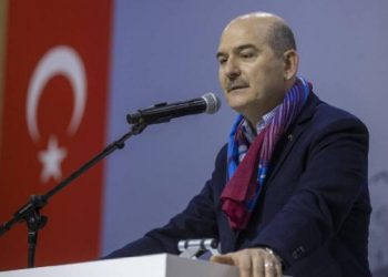 تركيا تكشف عدد الأوكرانيين الفارين إليها من الحرب