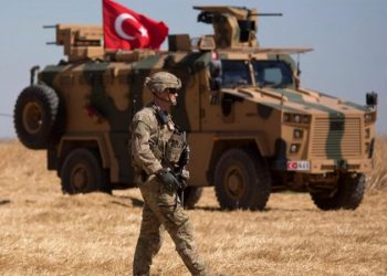 جماعة عراقية مسلحة تدعو لتفعيل “المقاومة” ضد تركيا