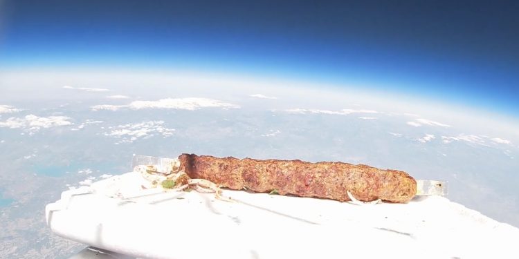 ما مصير وجبة كباب أضنة المرسلة إلى الفضاء؟