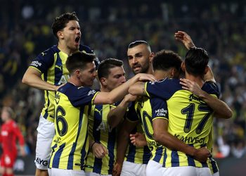 فنربخشة يهزم غازي عنتاب بثلاثة أهداف