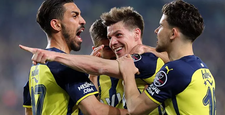 فنربخشة يفوز في ديربي تركيا