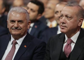 أردوغان يرفض الإجابة على تساؤلات رئيس وزرائه عن الانقلاب الفاشل