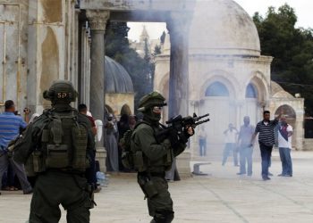 السعودية تستنكر اقتحام قوات الاحتلال لباحات المسجد الأقصى