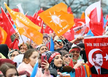 41% من ناخبي حزب العدالة والتنمية لا يستطيعون تلبية احتياجاتهم