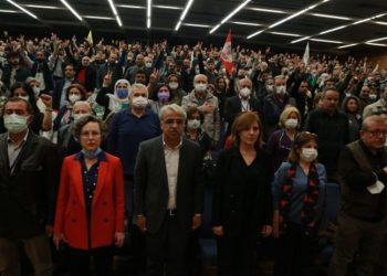 حزب الشعوب الديمقراطي يسعى لإنشاء تحالف ثالث في تركيا