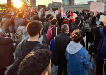 تركيا.. مسيرة في بورصة احتجاحًا على ارتفاع الأسعار