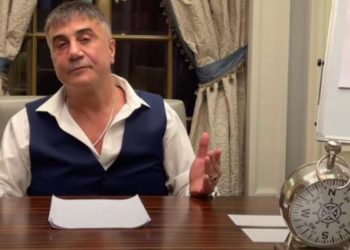 سادات بكر يتحدث عن هجمات انتحارية على طريقة الطياريين اليابانيين