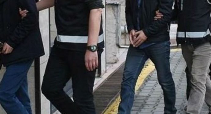 تركيا.. قرارات اعتقال بحق 40 بينهم عسكريون