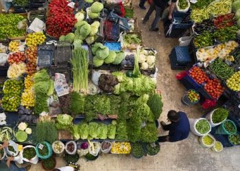 التضخم في تركيا يقفز إلى 70%