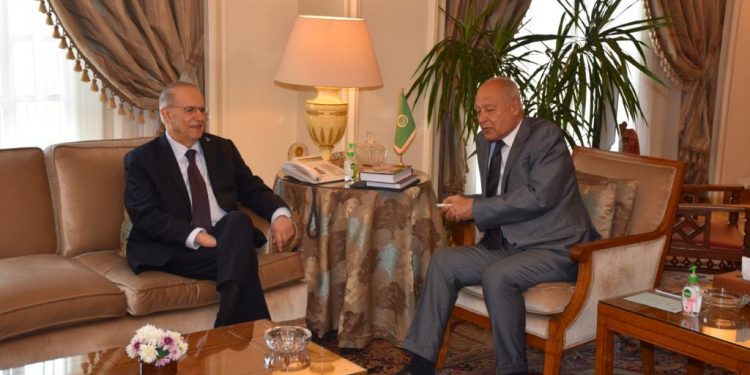 وزير خارجية قبرص يزور الجامعة العربية